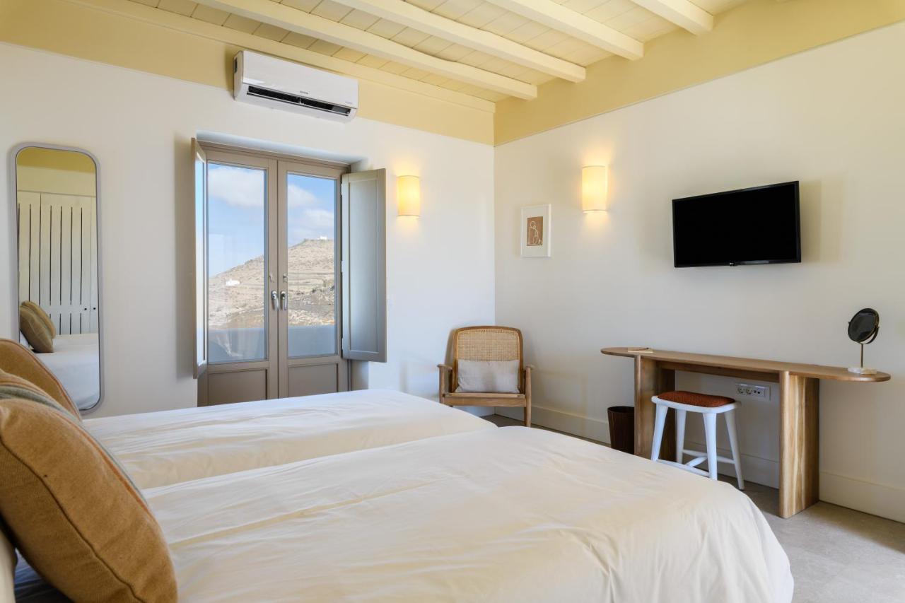Camarades Mykonos Hotel Ano Mera Exterior photo